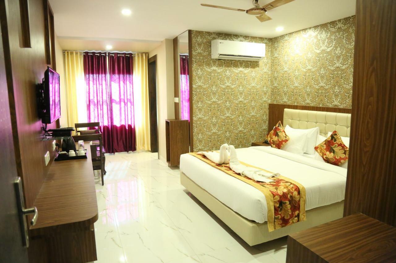Hotel New Majestic Ajmer Eksteriør bilde